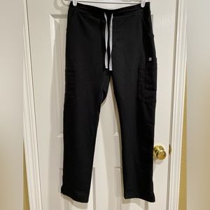 FIGS Women Black Yola Skinny Scrub pants